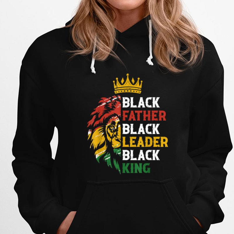 Mens Black Father Black Leader Black King Juneteenth Lion Dad T-Shirts